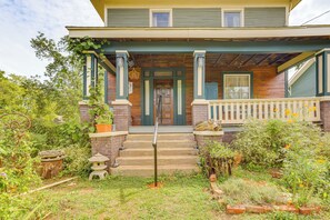 House (3 Bedrooms) | Front of property