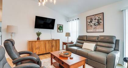 Screened Lanai: New-build Home in The Villages!