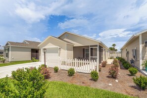 House (2 Bedrooms) | Front of property