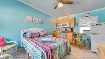 Apartment (0 Bedroom) | Interior