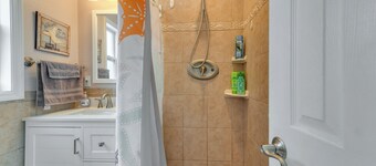 Madeira Beach Studio: Walk to John's Pass!