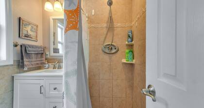 Madeira Beach Studio: Walk to John's Pass!