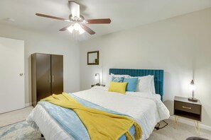 Interior - Updated Rental < 15 Mi to Talladega Superspeedway! (Talladega)