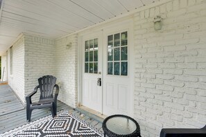 Interior - Updated Rental < 15 Mi to Talladega Superspeedway! (Talladega)