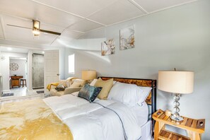 Interior - Apt 1 Mi to Riverfront in Titusville w/ Patio (Titusville)