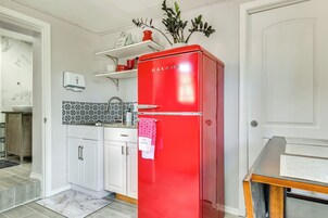 Apartment (1 Bedroom) | Interior