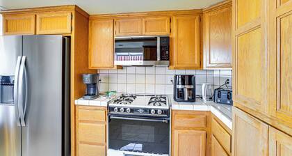 2 Mi to Pismo Beach: Oceano Retreat Near Wineries!