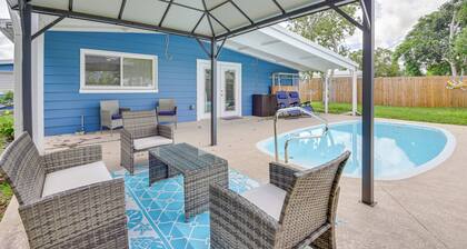 Mins From Anna Maria Island: Bright Home w/ Pool!
