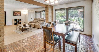 Spacious Home - 6 Mi to Downtown Fresno!