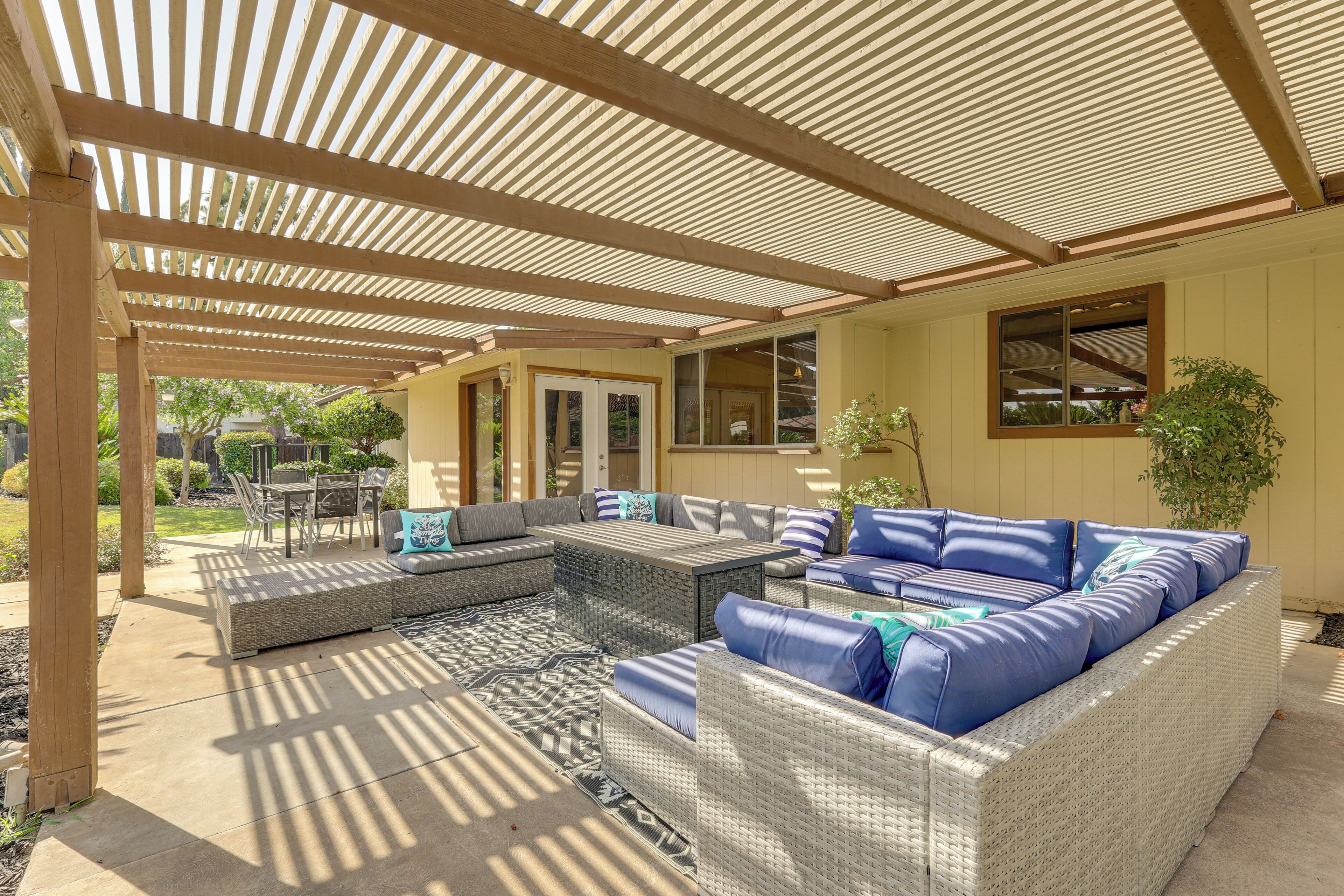 House (3 Bedrooms) | Front of property