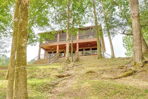 House (4 Bedrooms) | Interior - Riverfront Cabin on 2 Acres in Glenwood! (Caddo Gap)