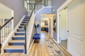 House (5 Bedrooms) | Interior - Spacious Family Home Near Atlanta! (Fairburn)