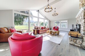 Villa (4 Bedrooms) | Interior