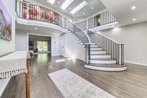 Villa (4 Bedrooms) | Interior