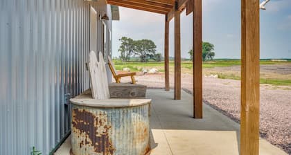 South Dakota Nature Getaway w/ Hot Tub