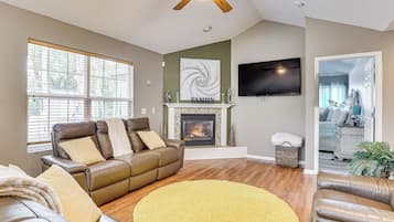 House (4 Bedrooms) | Interior
