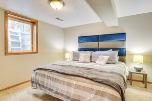 House (4 Bedrooms) | Interior