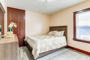 Interior - Apartment > 1 Mi to Buffalo Botanical Gardens! (Buffalo)