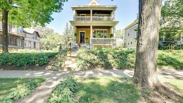 House (2 Bedrooms) | Front of property