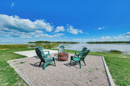 Serene Lake Huron Gem w/ Fishing Dock!
