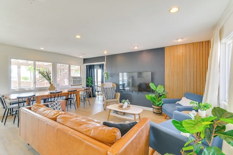 House (5 Bedrooms) | Front of property