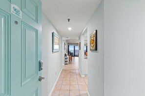 Interior - New Listing! Free Bch Chair Svc! MUST SEE our Beautiful Condo! (Panama City Beach)