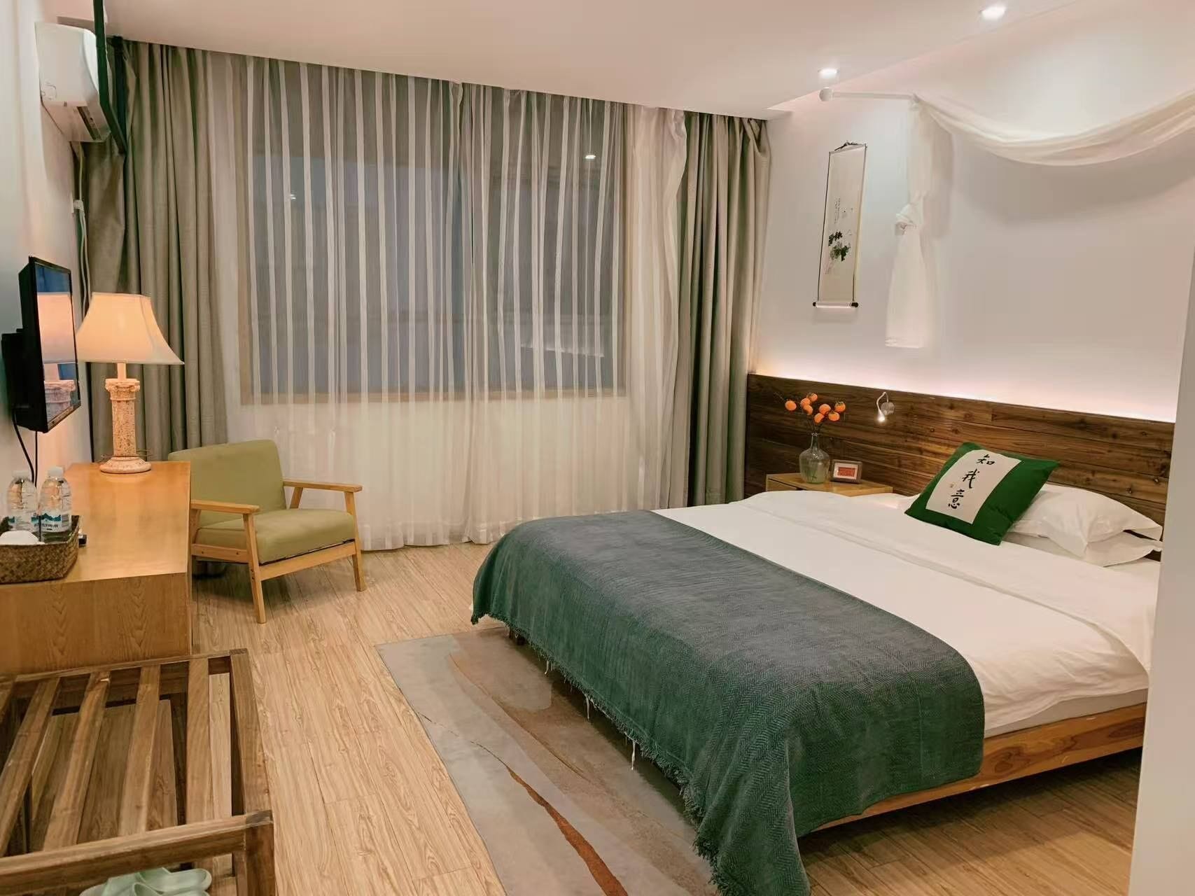 ห้องคอมฟอร์ทดับเบิล, เตียงคิงไซส์ 1 เตียง, ปลอดบุหรี่, ห้องน้ำส่วนตัว | โต๊ะทำงาน, พื้นที่ทำงานแบบใช้แล็ปท็อป, Wi-Fi ฟรี