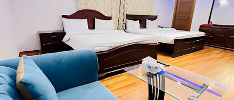Deluxe Triple Room | Free WiFi
