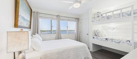 2 soveværelser, skrivebord, strygejern/strygebræt, gratis Wi-Fi