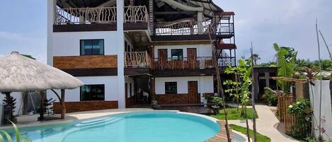 Entrée de l’hébergement