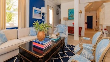 Huis, 5 slaapkamers | Woonruimte | Smart-tv