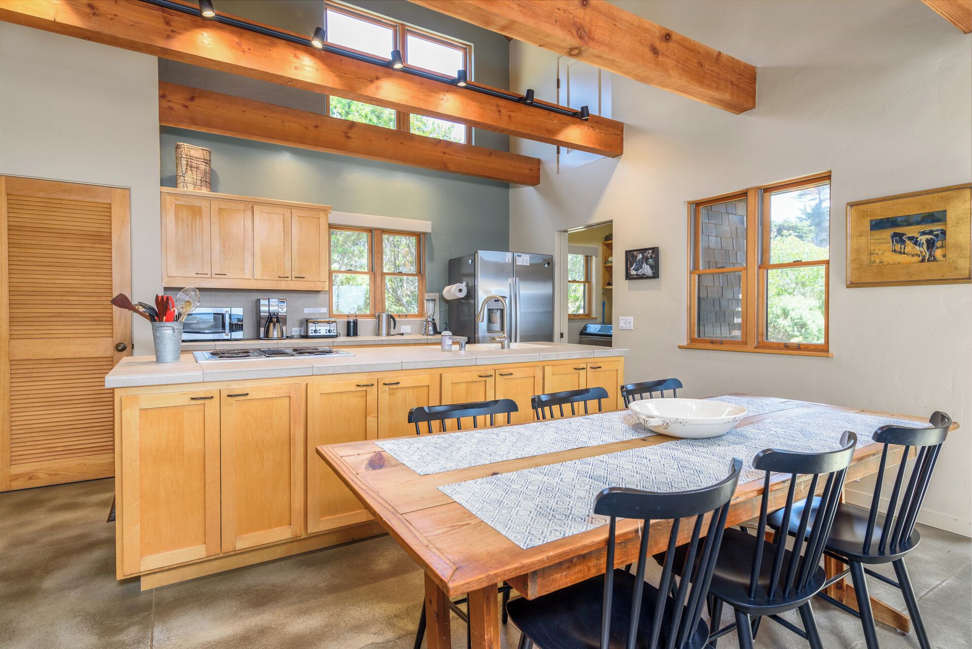 House, Multiple Beds, Hot Tub, Ocean View (Sea Pebble) | Dining