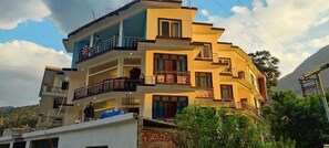 Property entrance - Goroomgo Ganga Sagar Uttarkashi (Bhatwari)