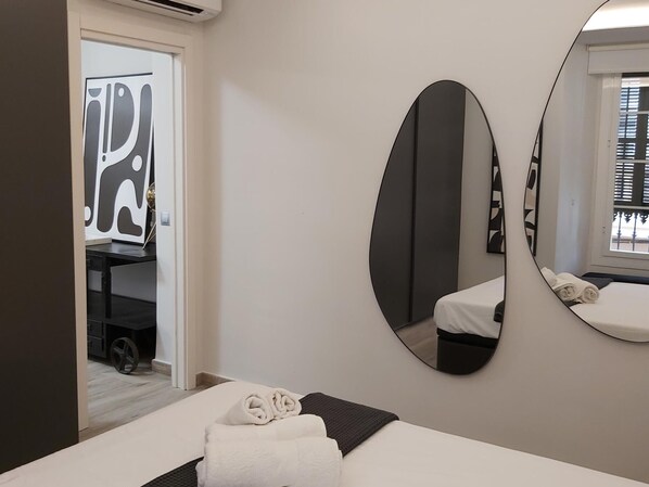 1 bedroom, free WiFi - Malaga: Modern Apartment in Historic Center (Málaga)