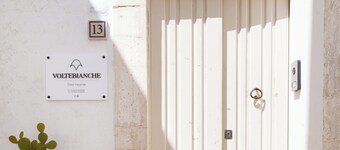 Tipico Bilocale Ristrutturato, nel Centro Storico, Zona con Servizi e Parcheggi
