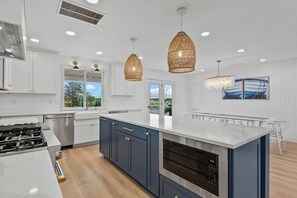 Fridge, microwave, oven, stovetop - Welcome to COASTAL SERENITY - Your Ultimate Beachfront Escape! (Milford)