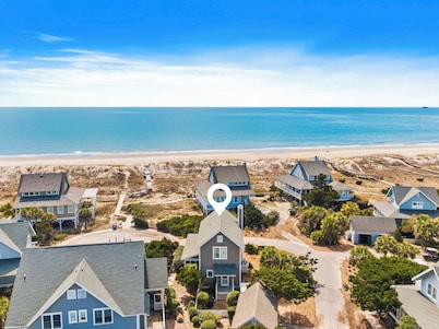 Ocean Front Sleeps 6 Steps to Beach Renovated to New 5 Star Home BHI Club