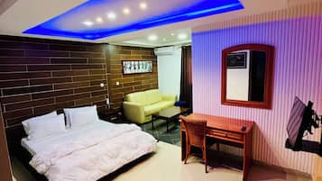 Superior Double Room | Hypo-allergenic bedding, Tempur-Pedic beds, laptop workspace