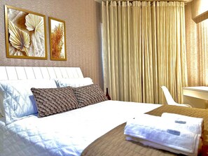 2 Schlafzimmer, Schreibtisch, Bügeleisen/Bügelbrett, kostenloses WLAN