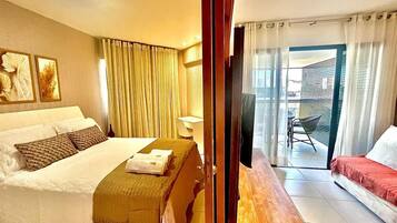 2 bedrooms, desk, iron/ironing board, free WiFi