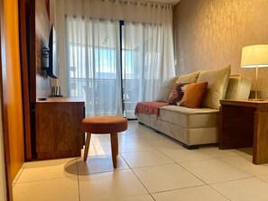 Smart-TV, Tischtennisplatte