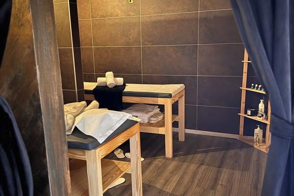 Sales de tractament per a parelles i tractaments corporals