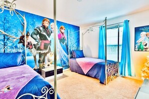 5 soverom, strykejern/-brett, wi-fi og sengetøy