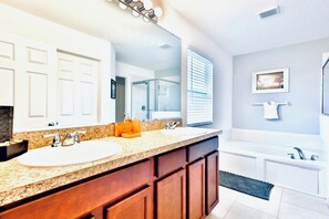 Hair dryer, towels - Ref 96. Stunning spacious villa with own pool. Near Disney (Polk County)