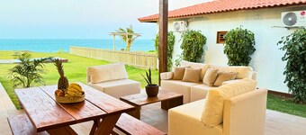 Charming 2-bedroom house with WiFi, AC in Aracati