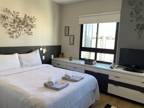 Deluxe Studio - APT 2212 | In-room safe, individually furnished, desk, laptop workspace - Comfort Flat Pinheiros em Hotel.. (São Paulo)