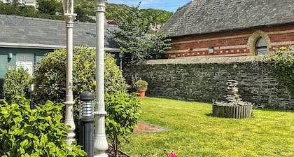 3 bedroom accommodation in Aberystwyth