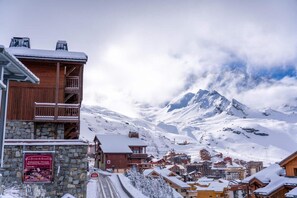 Exterior - 2nd floor, swimming pool, sauna, hammam, balcony, tv, ski locker, 88m², Val Thorens (Val Thorens)