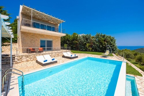 Villa Sapfo - Two Bedroom Villa, Sleeps 4