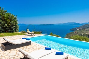 Pool - Villa Sapfo - Two Bedroom Villa, Sleeps 4 (Lefkada)